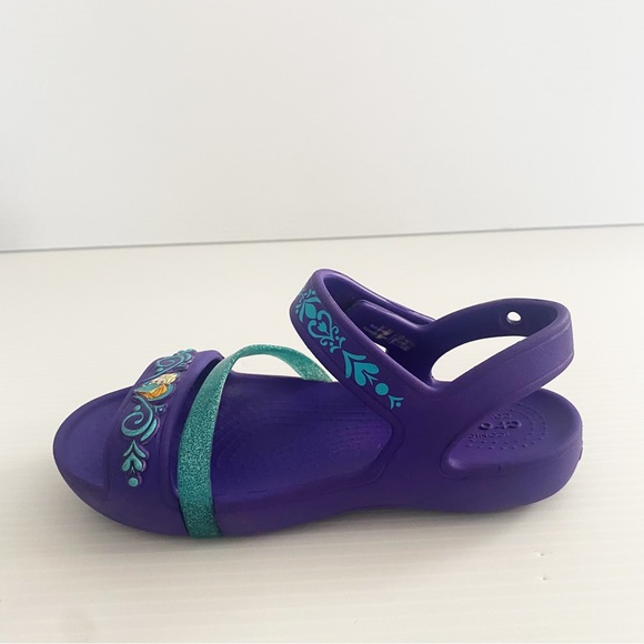 Crocs Girls Disney Frozen Sandals Shoes Purple Childrens Size 12 Elsa Anna Kids - Picture 3 of 16